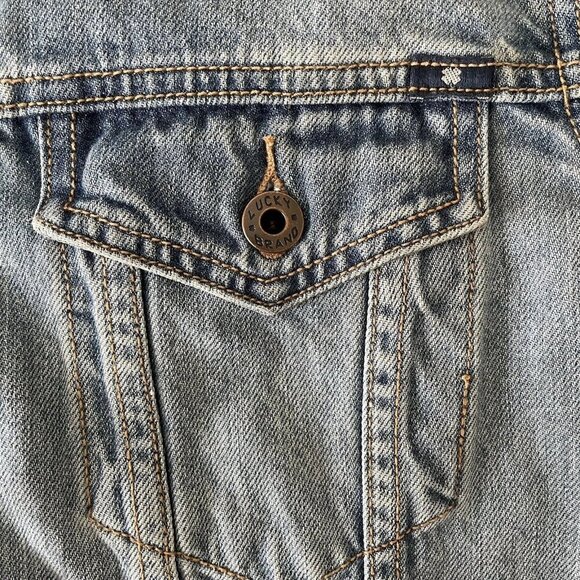 Lucky Brand Tomboy Trucker Faded Denim Button Classic Jean Jacket Women's Large - Picture 8 of 9